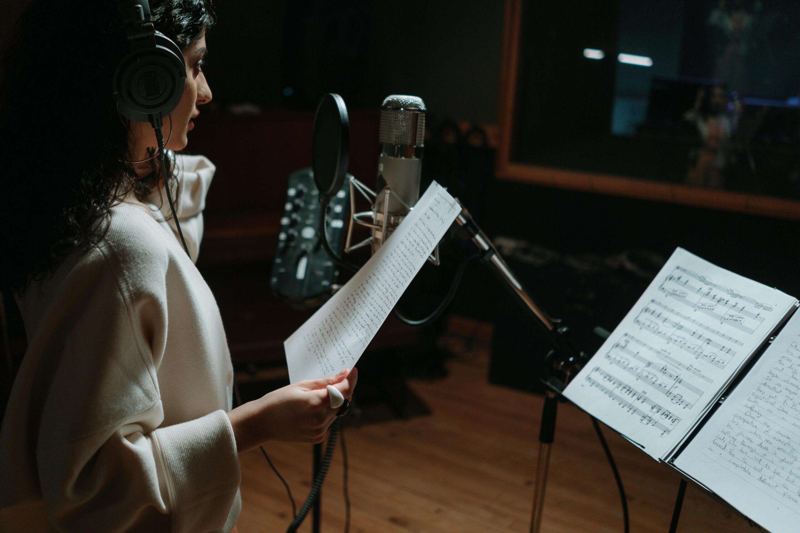 sanger i studio